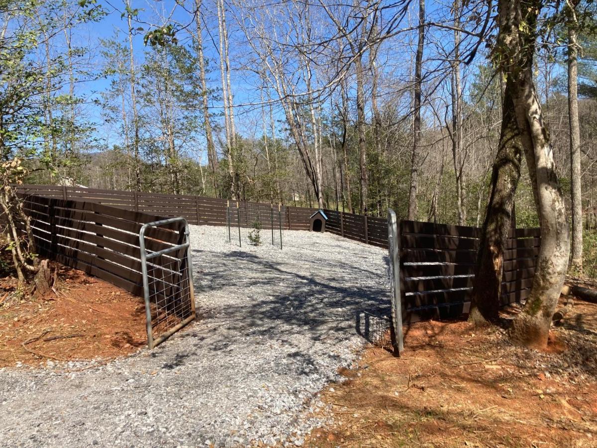 The Big Little Cabin - Hot Tub & Playground Villa Dahlonega Exterior photo