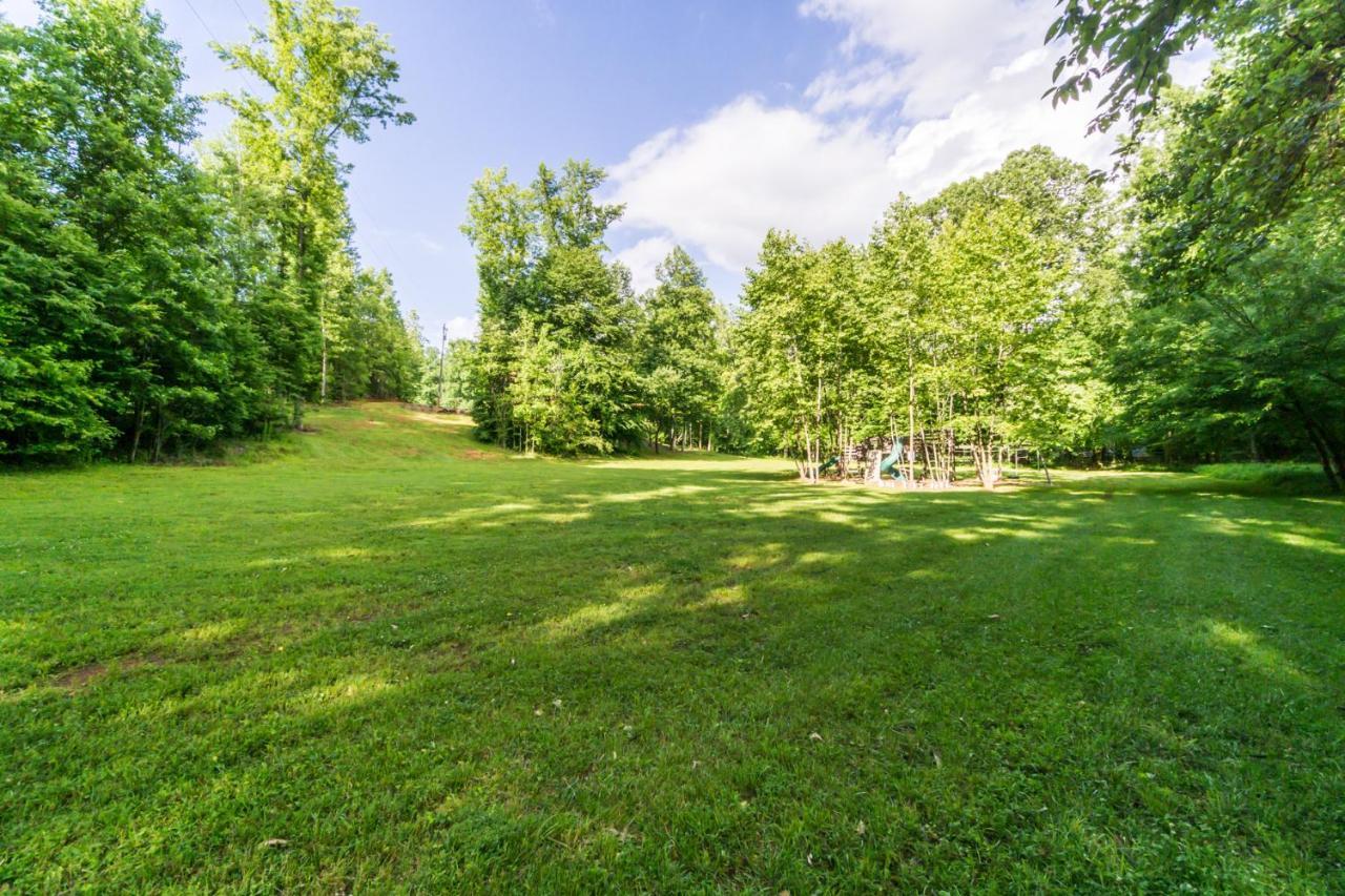 The Big Little Cabin - Hot Tub & Playground Villa Dahlonega Exterior photo