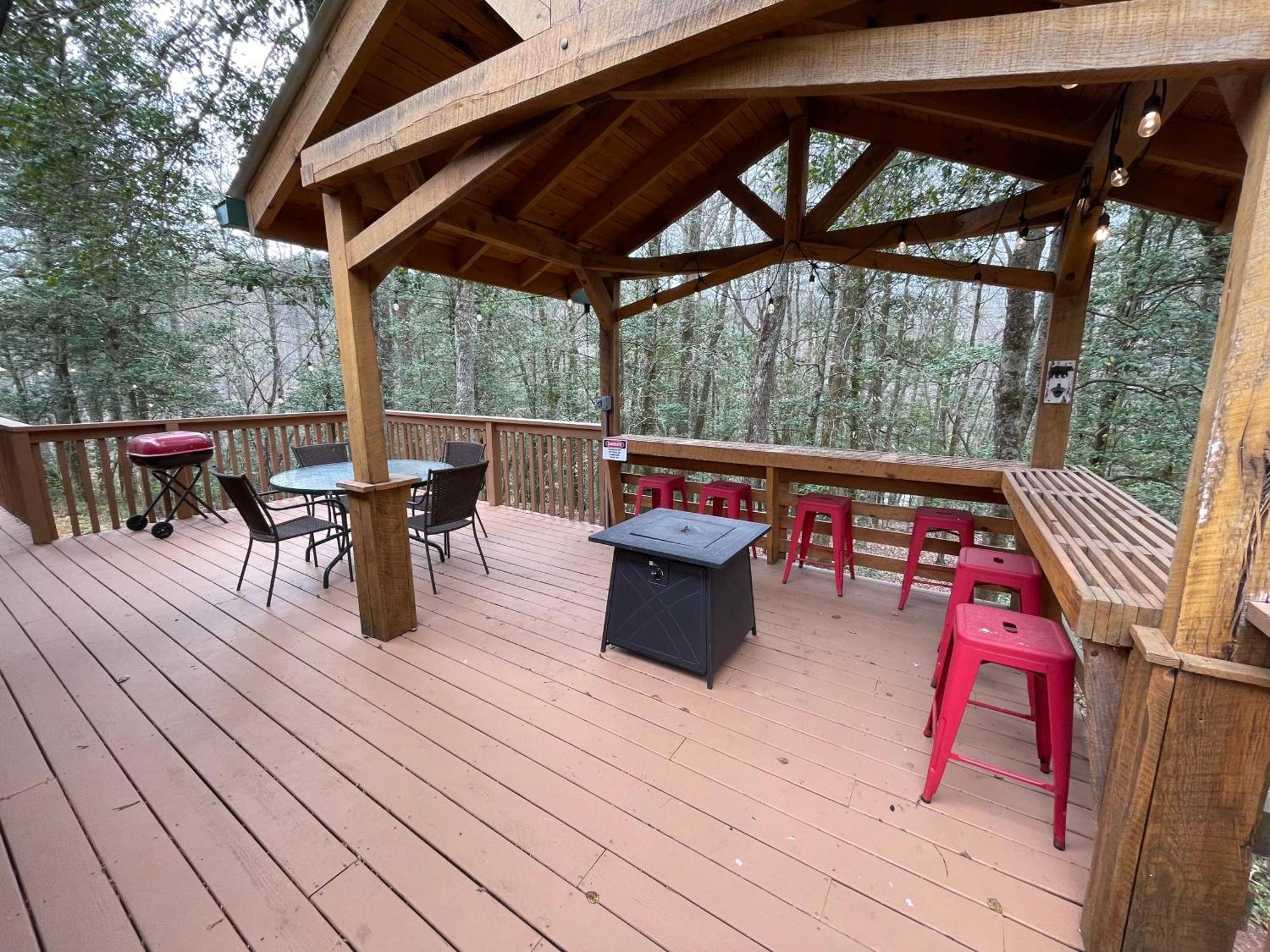 The Big Little Cabin - Hot Tub & Playground Villa Dahlonega Exterior photo